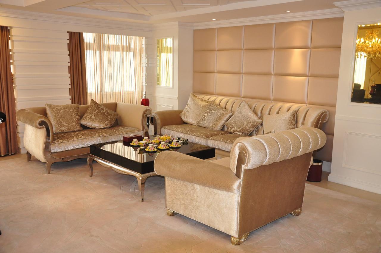 Weifang Ramada Plaza Hotel Exterior foto
